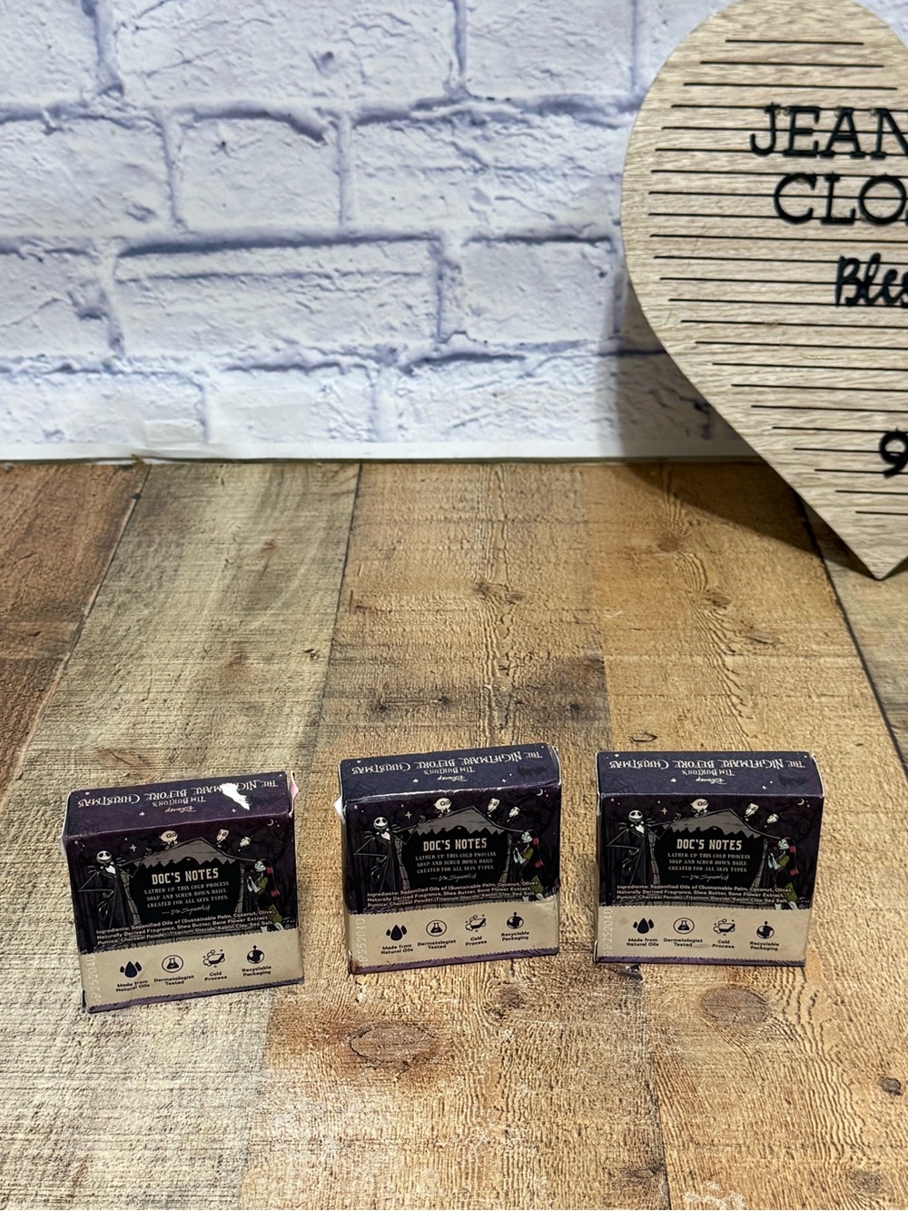3 X Dr.Squatch Ltd Ed Bar Soap Skellingtons Suds Nightmare Before Xmas Lite Grit - Picture 3 of 5